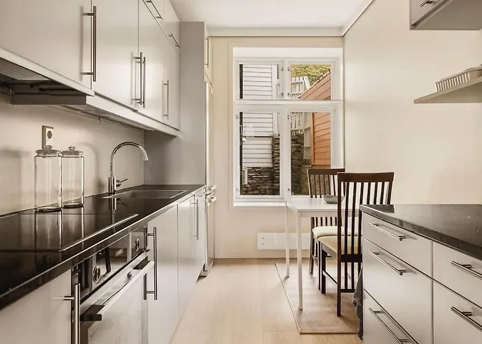Dinbnb - Idyllic Location - 3 Bedroom Apartman Bergen