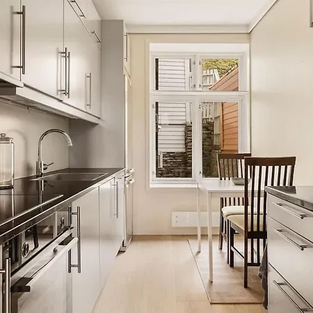 Dinbnb - Idyllic Location - 3 Bedroom Apartamento Bergen